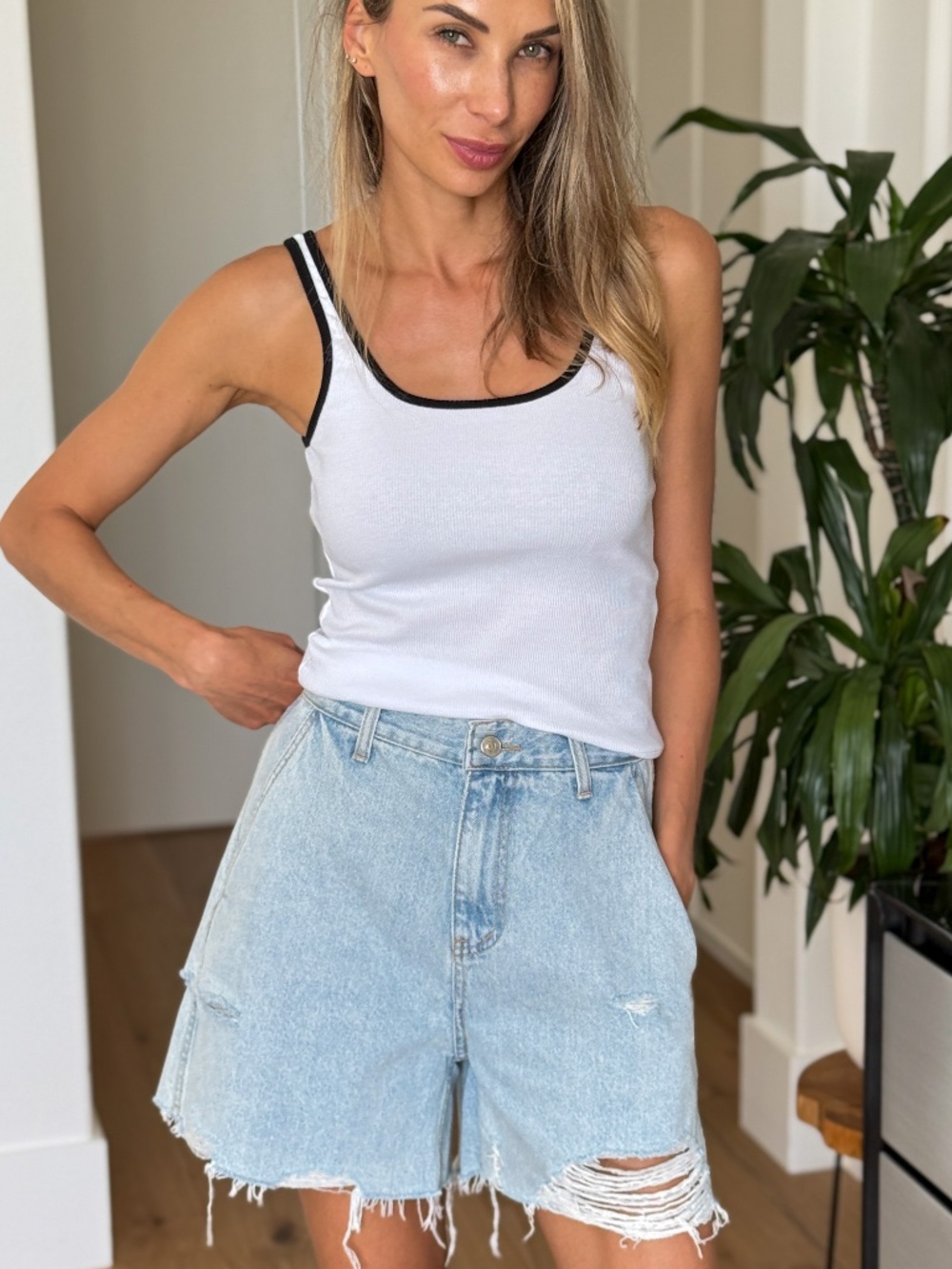 Distressed High Waisted Denim Shorts | Light Wash Summer Casual (Pockets) Ripped